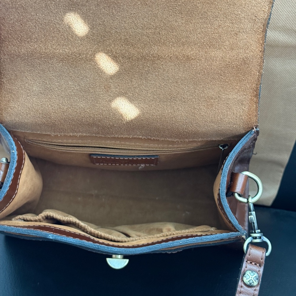 Patricia Nash Chauny Leather Onstage Distressed Crossbody Satchel Purse - Picture 5 of 7